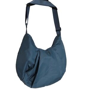 Gaiam Pleated Blue Hobo Nylon Shoulder Bag Zipper Pocket Adjustable Strap Sporty